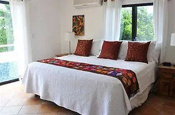 Flamingo 3*