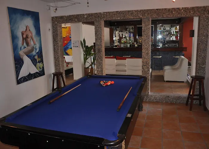 Flamingo 3*