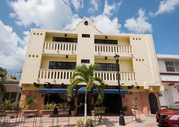 Flamingo Hotel 3*
